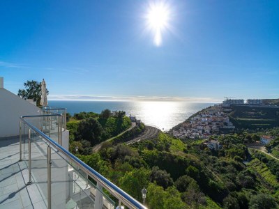 Apartment Penthouse in Málaga with Sea Views & Pool - Outdoor photo 12
