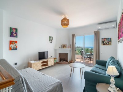 Villa Two-bedroom villa near the beach - Features photo 24