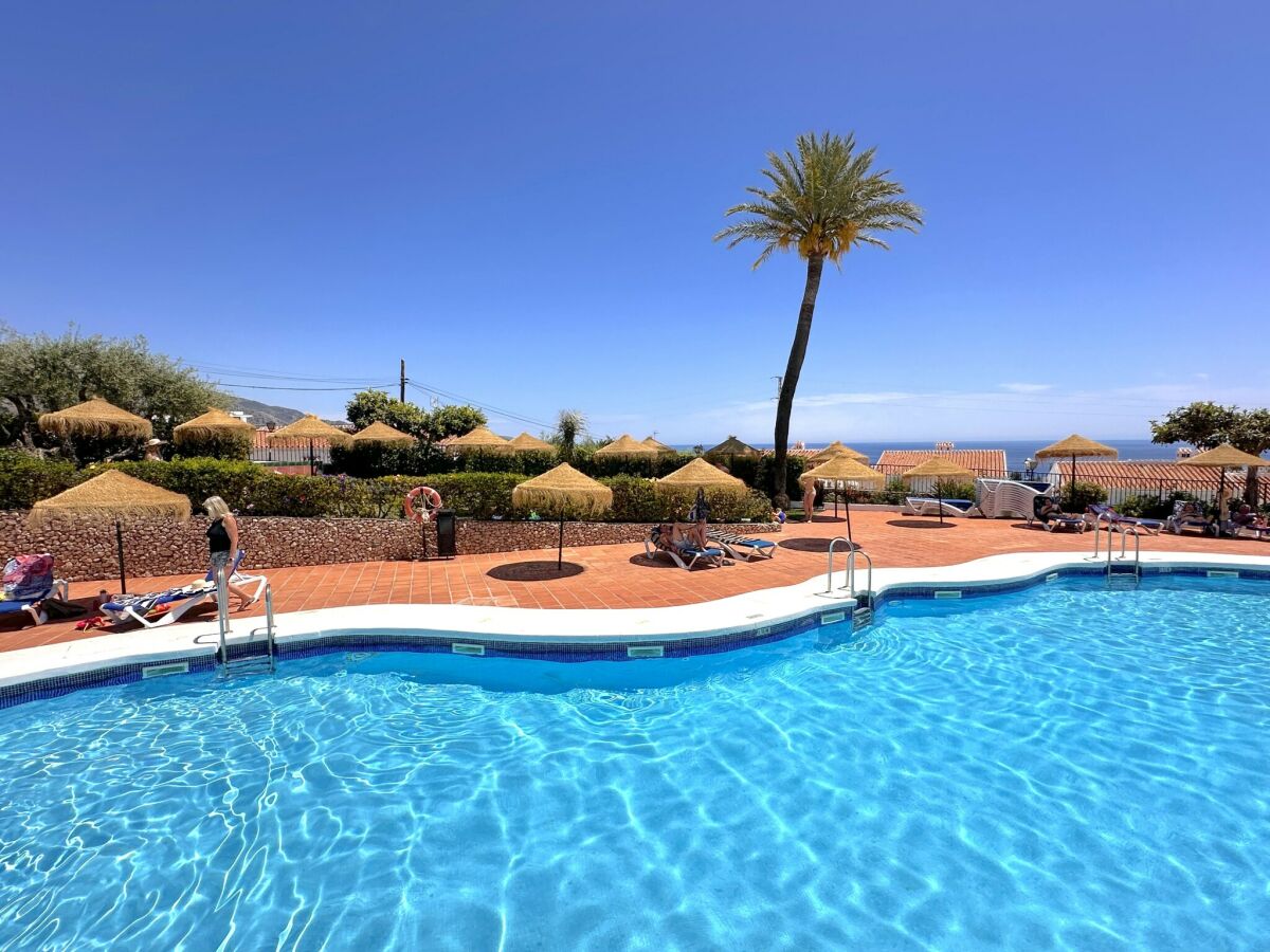 Apartment Apartment in Nerja with Sea Views & Pools - Outdoor photo 4