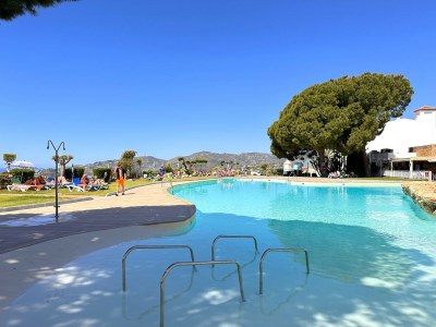Apartment Villa in Nerja with Private Pool & Jacuzzi - Outdoor photo 10