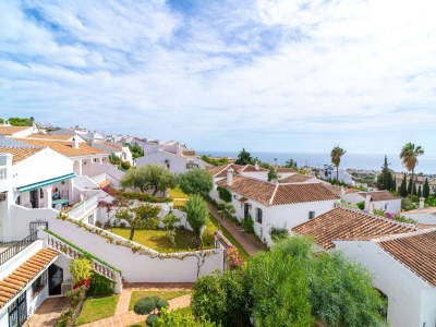 Apartment Villa in Nerja with Private Pool & Jacuzzi - Outdoor photo 21
