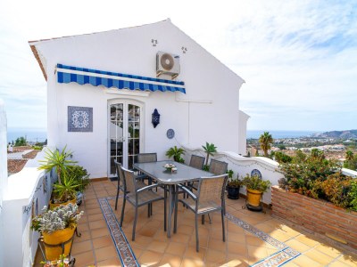 Apartment Villa in Nerja with Private Pool & Jacuzzi - Outdoor photo 48