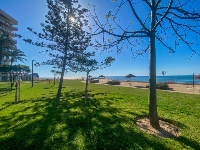 Apartment Studio in Playamar near Beach & Promenade - Outdoor photo 2