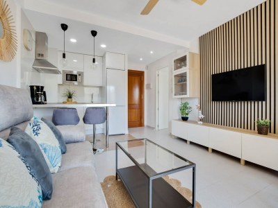 Apartment Apartment in Torremolinos near La Carihuela Beach - Features photo 6