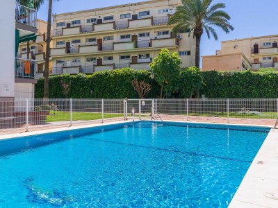 Apartment Beachfront apartment with terrace - Outdoor photo 4