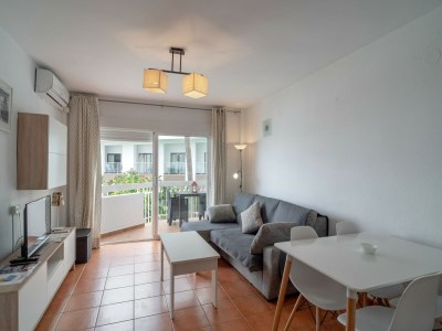 Apartment Apartment in Nerja by Torrecilla Beach - Features photo 17
