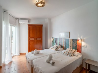 Apartment Apartment in Nerja by Torrecilla Beach - Features photo 21