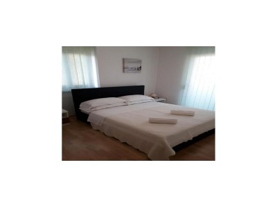Apartment Apartments Mlikota - Two Bedroom Apt with Terrace - Features photo 6