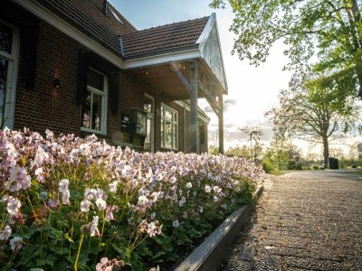 Villa Villa in Achterhoek with Sauna & Hot Tub - Outdoor photo 12