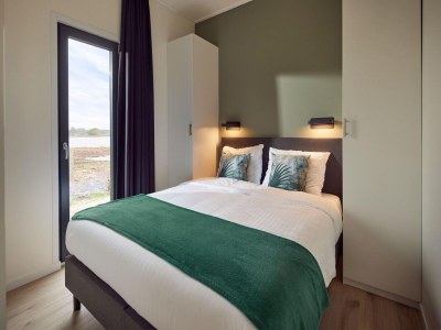 Holiday house Waterlodge in Winterswijk with Sauna & Hot Tub - Features photo 4