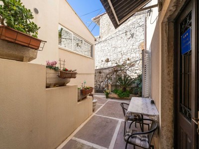 Apartment Apartment Family Tokić - One Bedroom Apartment with Terrace in Mokošica - Apartment