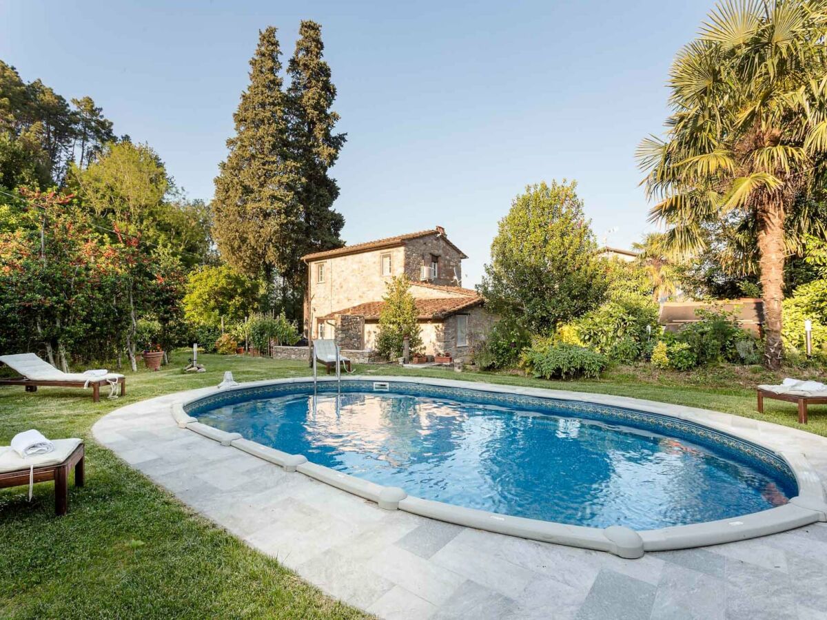 Villa Farmhouse near Lucca with Tuscan Views - Outdoor photo 5