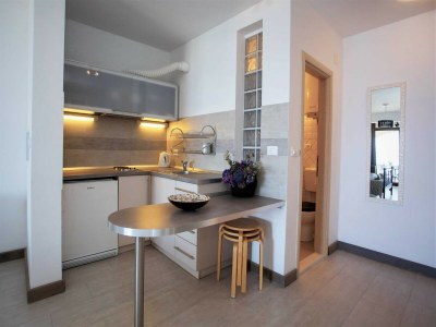 Apartment Apartments & Room Vesna - Studio Apartment with Sea View - Features photo 2