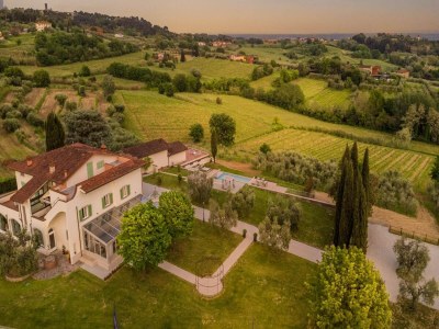 Villa Farmhouse in Tuscany with Infinity Pool - Outdoor photo 13