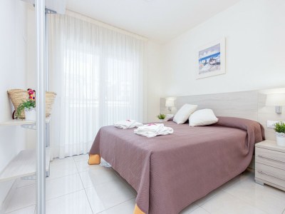 Apartment Apartment in Roses near Punta Beach - Features photo 15