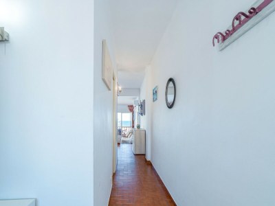 Apartment Beachfront Apartment in Empuriabrava with Pool - Features photo 17