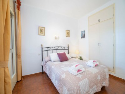 Apartment Beachfront Apartment in Empuriabrava with Pool - Features photo 24