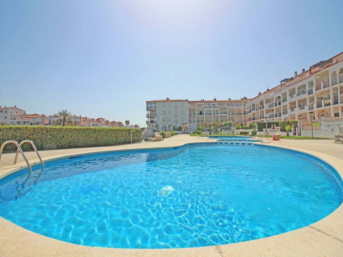 Apartment Wohnung in Empuriabrava mit Pool und Bergblick - Outdoor photo 5