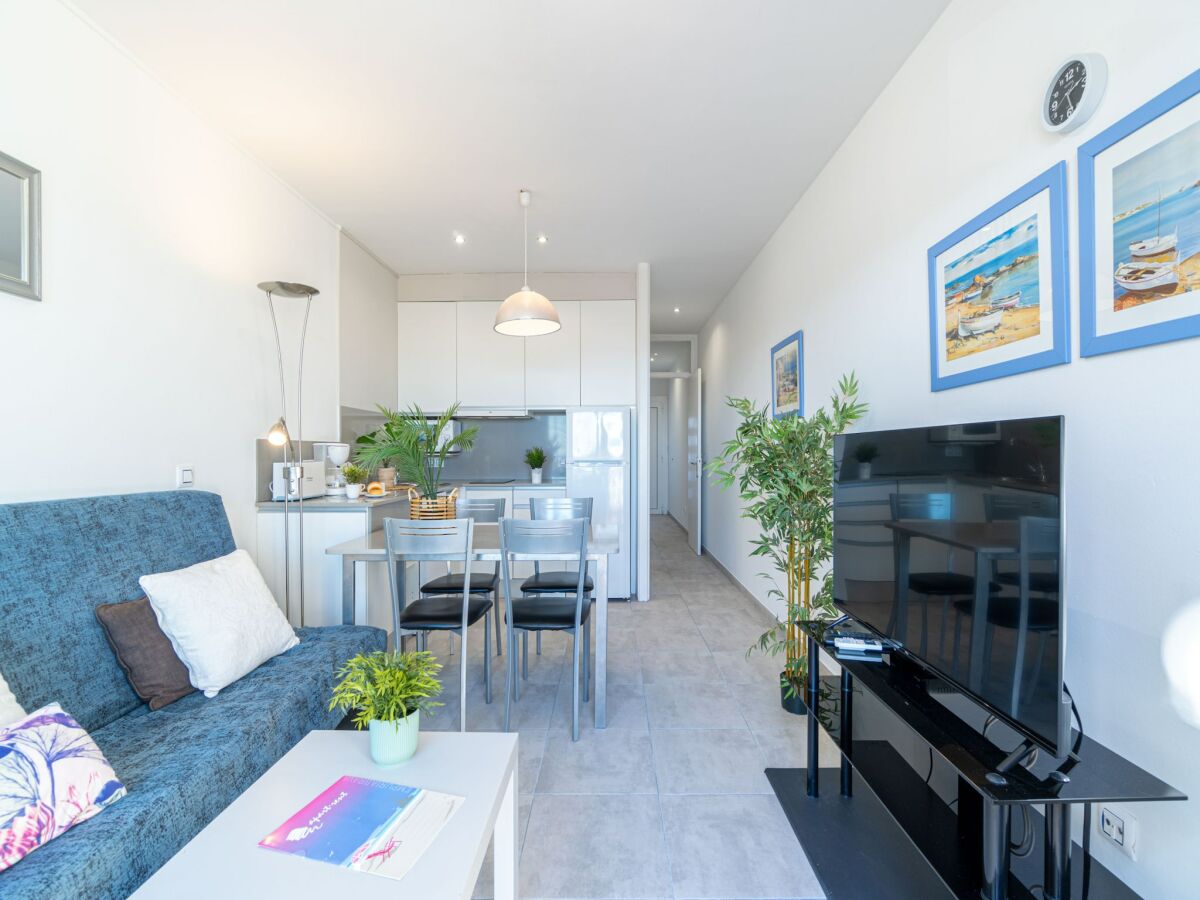 Apartment Apartment in Empuriabrava by the Beach