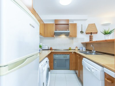 Apartment Apartment in Empuriabrava with Beach Access - Features photo 17