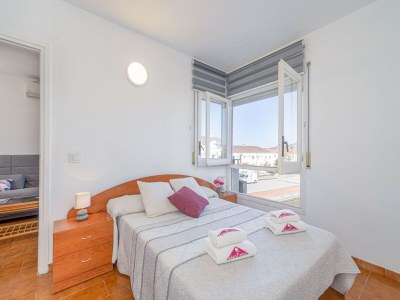 Apartment Apartment in Empuriabrava with Canal View - Features photo 13