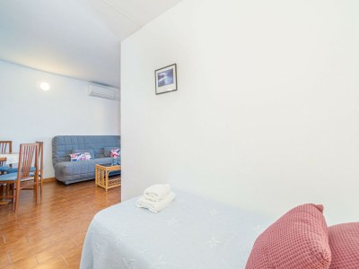 Apartment Apartment in Empuriabrava with Canal View - Features photo 21