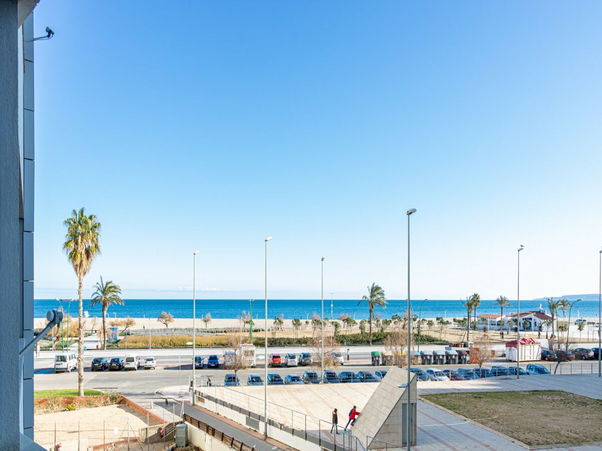 Apartment House in Empuriabrava near Aiguamolls Reserve - Outdoor photo 3