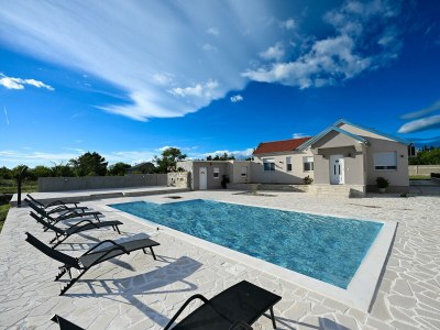 Holiday house Holiday Home Marija with pool in Bukovic - Holiday house