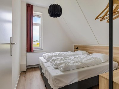 Holiday park Holiday Home in Medemblik with Private Jetty - Features photo 9
