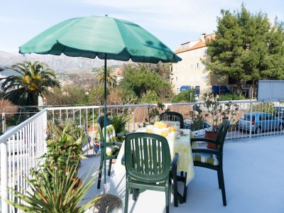 Apartment Apartment Red Orange - Two-Bedroom Apartment with Terrace - Outdoor photo 14