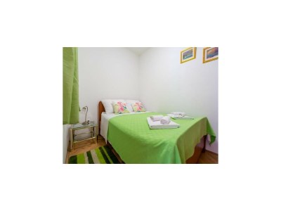 Apartment Feel Good Apartment - Two-Bedroom Apartment with Terrace and Garden View - Features photo 7