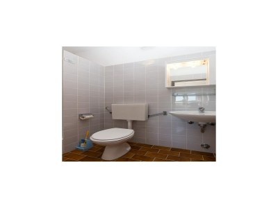 Apartment Rooms Villa Bašica - Basic Double Room with Forest View (Soba 1) - Features photo 6