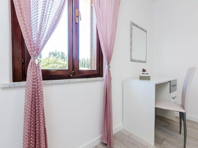 Apartment Apartment Veronika - One Bedroom Apartment with Terrace - Features photo 25
