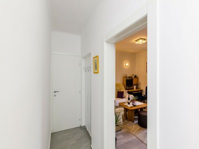 Apartment Apartment Veronika - One Bedroom Apartment with Terrace - Outdoor photo 37