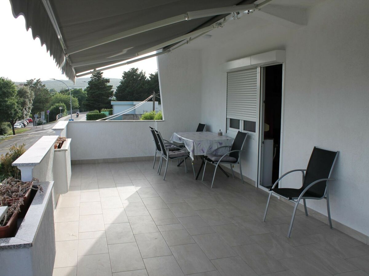 Apartment Serene Sea View Krk Apartment with Balcony - Two Bedroom Apartment with Sea View and Balcony - Outdoor photo 2