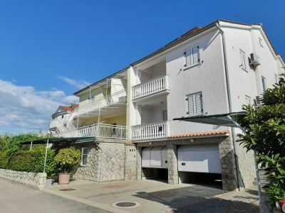 Apartment Refined and Timeless Krk Apartment with Terrace - Two Bedroom Apartment with Terrace in Vrh - Apartment