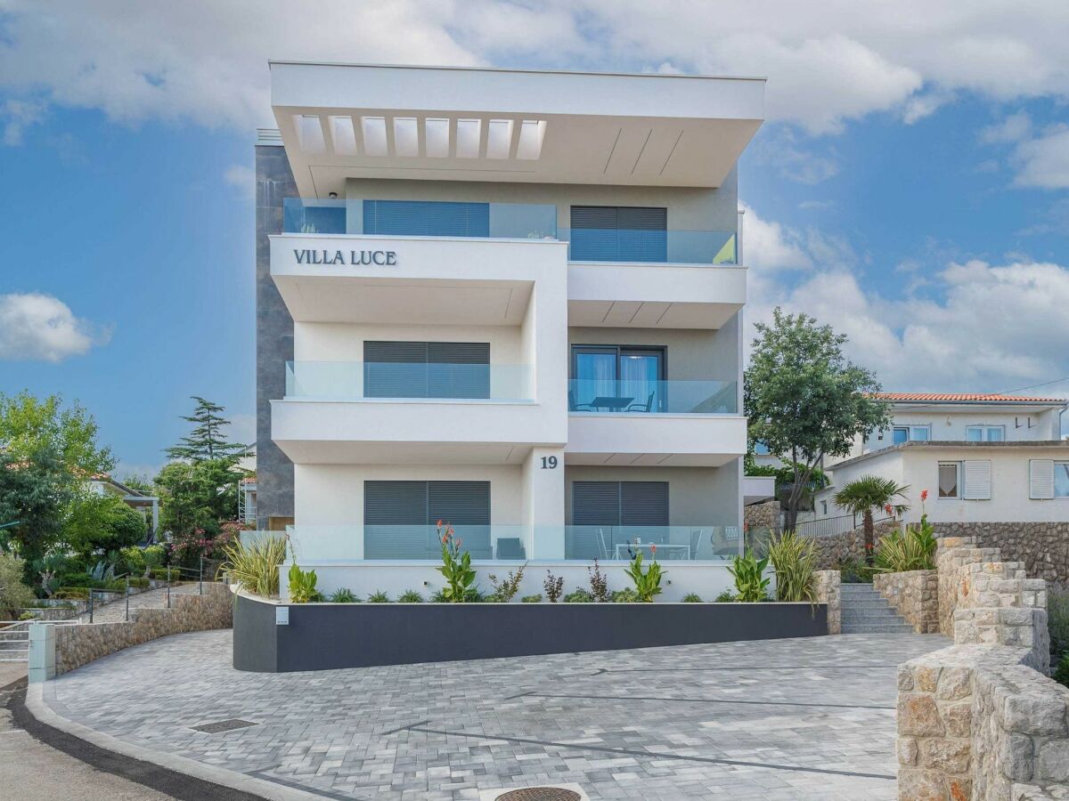 Apartment Luxury Beachfront Krk Apartments with Terrace - Studio Apartment with Terrace - Outdoor photo 2