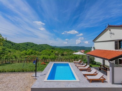 Apartment Apartment in Cerovlje near Zarecki Waterfall - Outdoor photo 3