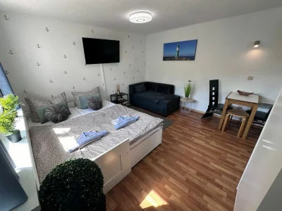 Holiday apartment "Neptun" Monteur- & Ferien Mini-Haus in Rostock in Rostock - Holiday apartment