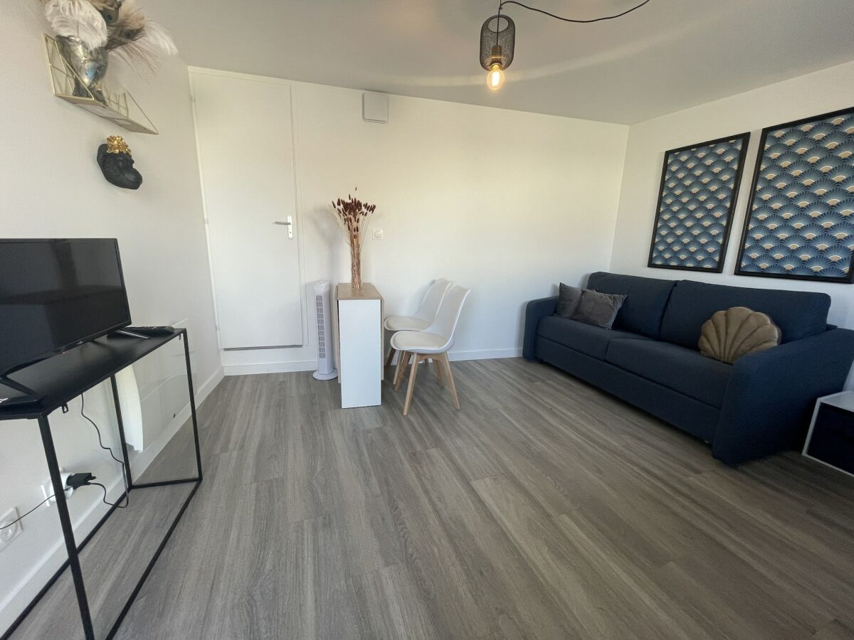 Holiday house Apartment in Le Mans with Private Parking