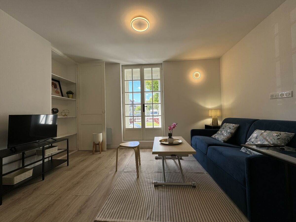 Apartment Apartment in Le Mans with Private Terrace