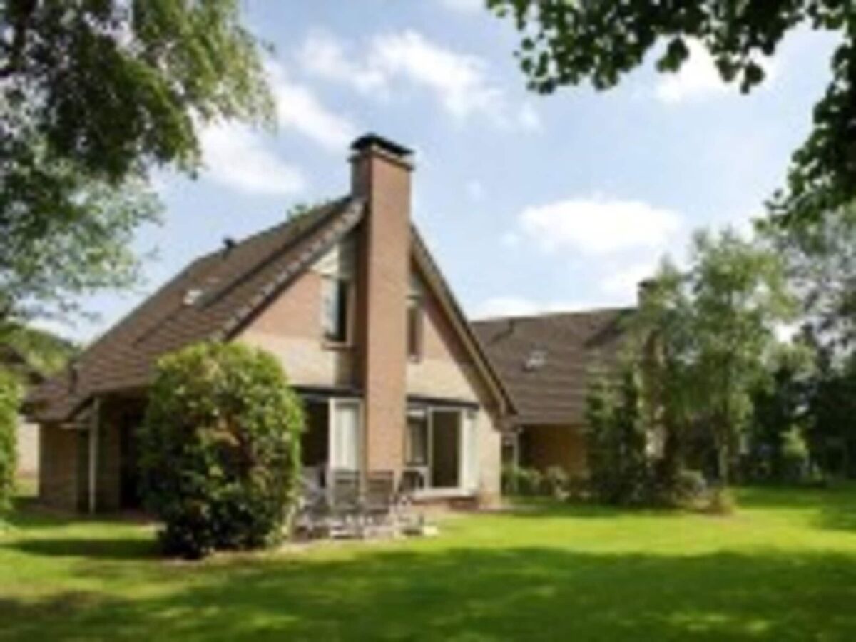 Holiday house Luxuriöses Ferienhaus mit Sauna und Sonnendusche