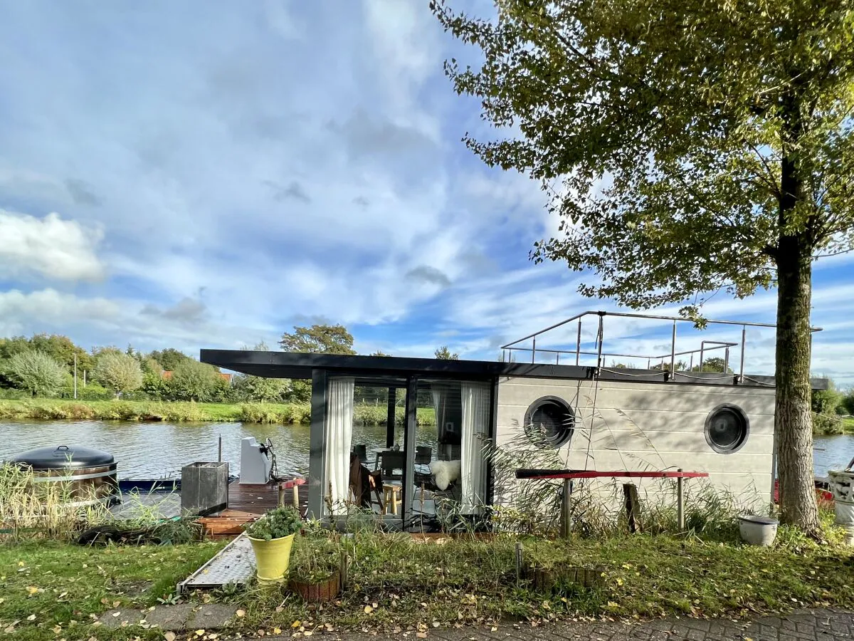 House boat Mi Casita Tiny Boathouse - Outdoor photo 2