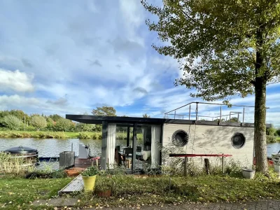 House boat Mi Casita Tiny Boathouse - Outdoor photo 2