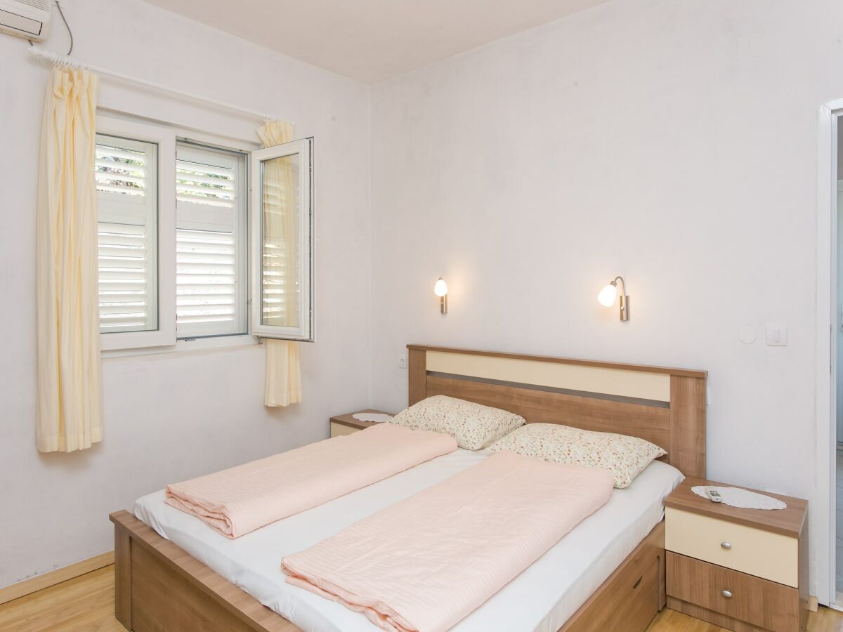 Apartment Guest House Oreb - One Bedroom Apartment with Terrace and Sea View