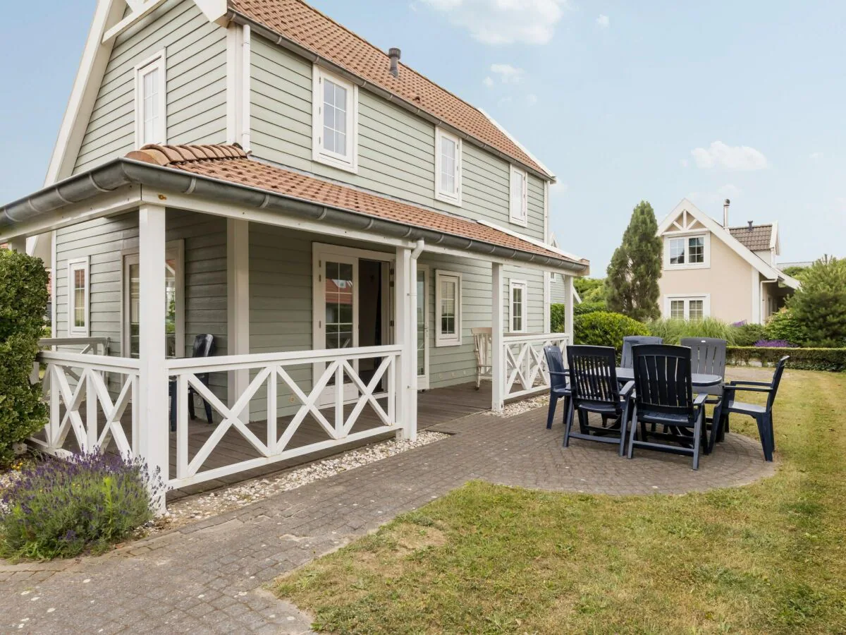 Holiday park Villa in 's-Gravensande am Strand - Outdoor photo 5