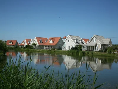 Holiday park Villa in 's-Gravensande am Strand - Environment photo 22