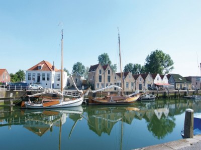 Holiday park Luxe Glamping Getaway in Bruinisse - Holiday park