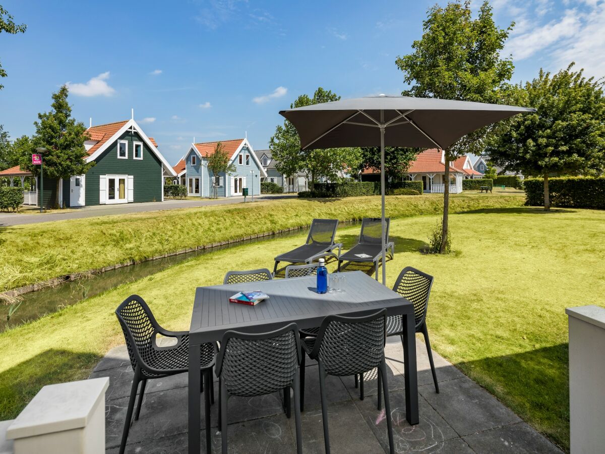 Holiday park Villa in Aquadelta with Private Sauna - Outdoor photo 2