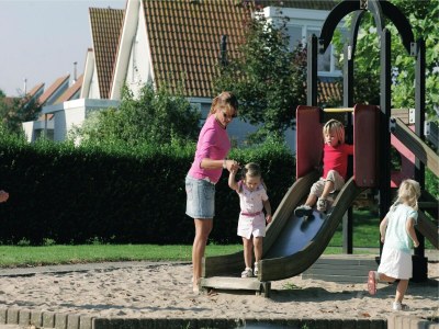 Holiday park Villa in Zeeland near the Beach - Outdoor photo 17